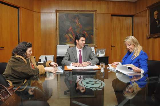 El gobernador Urtubey recibió a la senadora nacional Negre de Alonso 