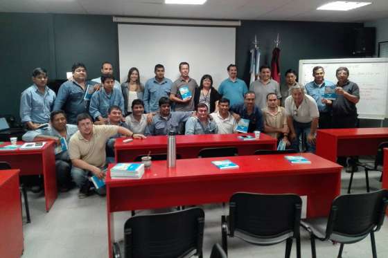 Trabajadores aprendieron sobre conducción segura en la Escuela Itinerante