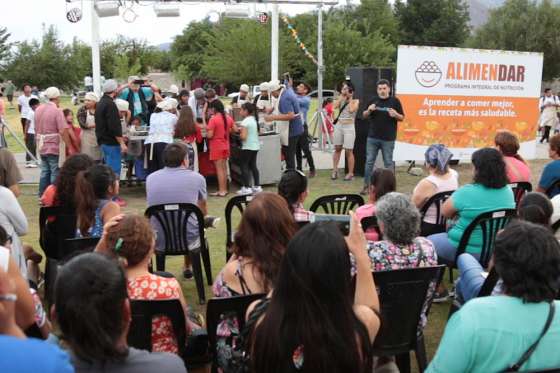 Julián Weich animó la sexta feria Alimendar en Cafayate