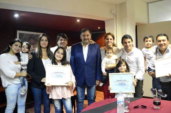 Distinguieron a Diableros de Orán y a José Rivera por su trayectoria artística