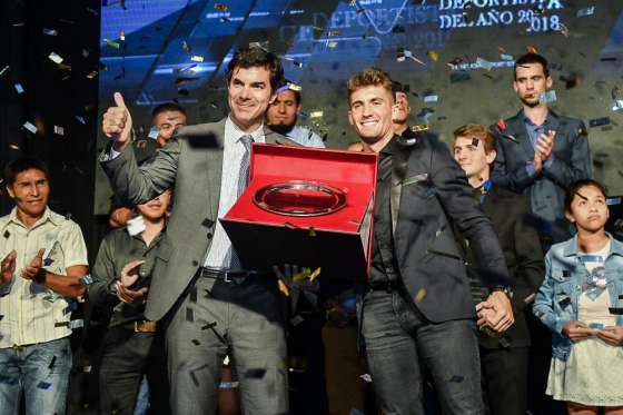 Kevin Benavides recibió el premio de oro como deportista del año en Salta