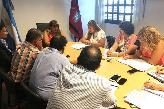 Cruz encabezó una reunión del gabinete de Asuntos Indígenas y Desarrollo Social