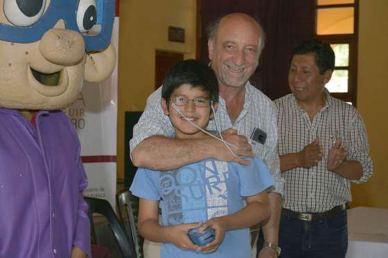 Niños en edad escolar de San Carlos recibieron lentes recetados