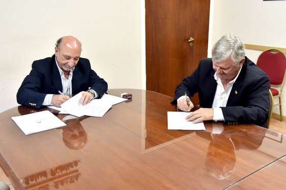 El Gobierno acordó con la empresa Alliance la provisión de cannabis medicinal