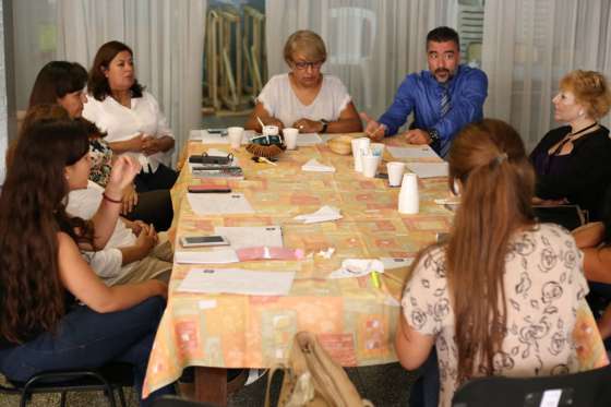 Capacitan a los profesionales de la delegación de Niñez y Familia de Rosario de la Frontera