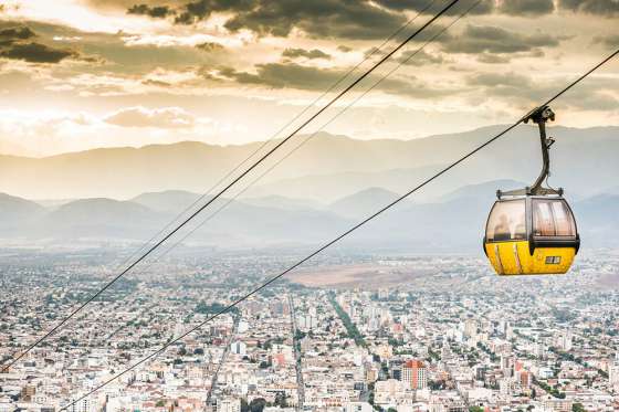 Hoy se realizará el primer casamiento en el Teleférico San Bernardo