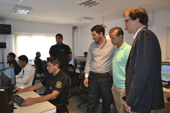 El Ministerio de Seguridad y Rentas diseñan estrategias contra el comercio ilegal