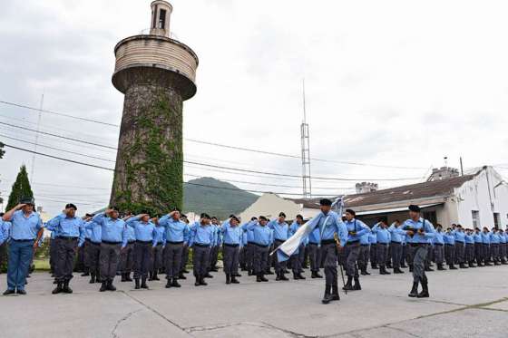 El Servicio Penitenciario ascenderá a personal de las unidades de capital e interior