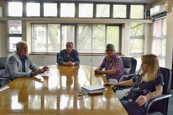 Provincia y regantes analizan medidas para mejorar la situación de los consorcios