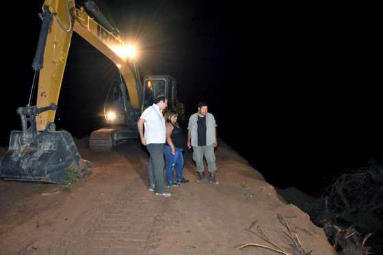 Ante la crecida del Pilcomayo se iniciaron tareas de evacuación en el paraje Monte Carmelo