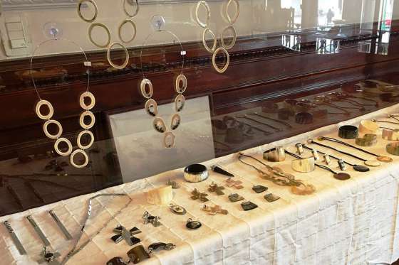 El Mercado Artesanal presenta Artesanos con Nuevas Miradas en Mitre 23