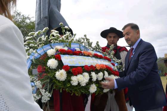 Recordaron el 206° aniversario de la Jura de lealtad a la Bandera Nacional en el río Juramento