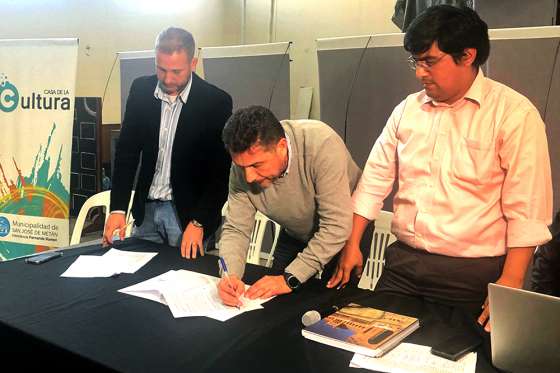 Firmaron convenio por la obra de infraestructura para 157 lotes en Metán
