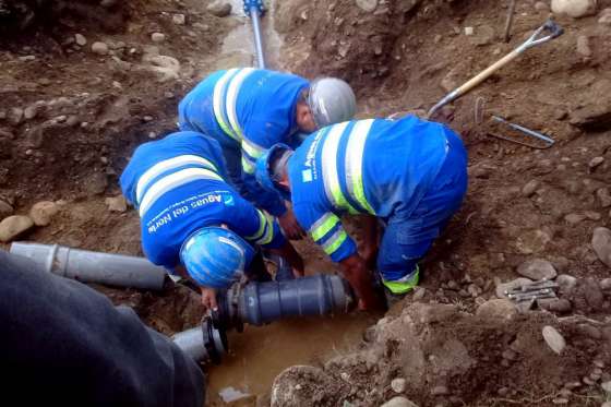 Nuevas redes de agua para vecinos de Isla de Cañas