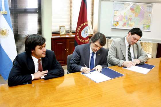 Convenio de colaboración entre Gobierno y Colegio de Abogados