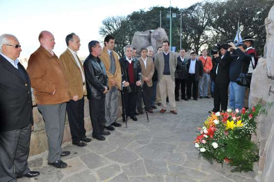 Urtubey participó hoy en una ceremonia en homenaje a Güemes  