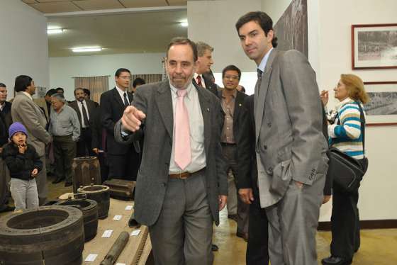 En Campamento Vespucio el Gobernador inauguró el primer museo del petróleo de la provincia
