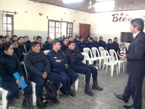 Capacitaciones sobre la problemática de menores desaparecidos