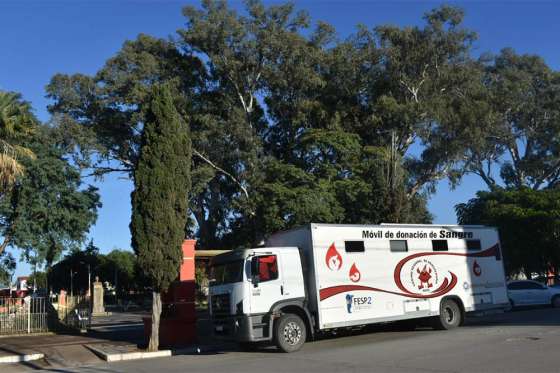 La población de General Güemes puede donar sangre en la plaza central