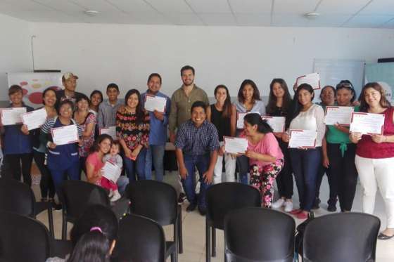 Asistentes al programa “Yo Quiero Emprender” recibieron certificados por su participación