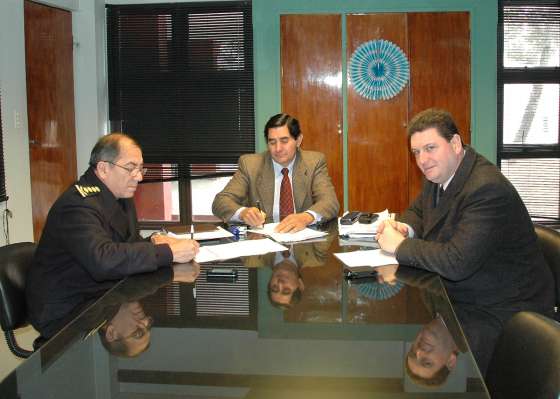 Refuerzan conocimientos sobre la relación entre policías y abogados 