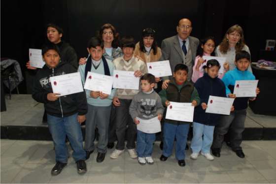 Entregaron los premios del II Concurso de Dibujo y Pintura “Pinto mi Ciudad”  