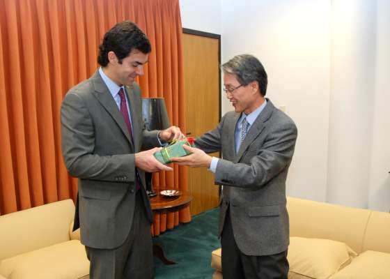 Urtubey recibió al embajador de Corea del Sur en Argentina