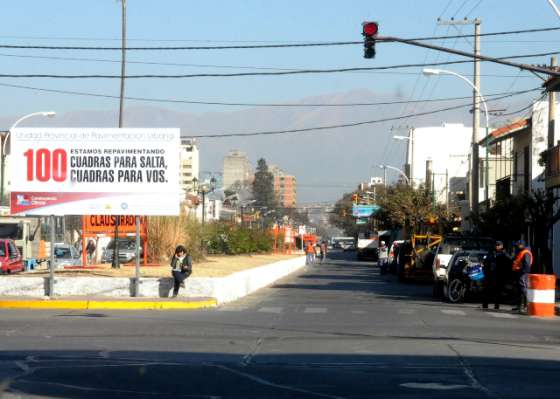 Comenzó la repavimentación de 100 cuadras en el centro de la ciudad 