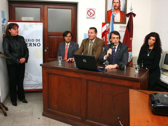 Fueron presentados en Metán los puestos de documentación rápida