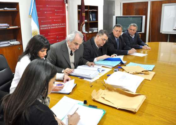 Se realizó la apertura de sobres para la compra de nuevas unidades de SAETA