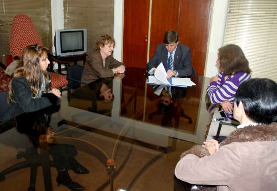 El Gobierno capacitará en gestión de calidad a la Defensoría General