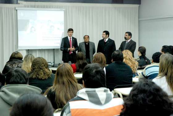 Personal de la Administración Pública se capacita en Recursos Humanos