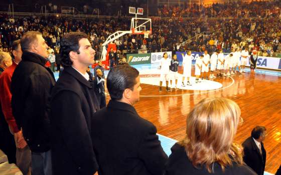 Argentina disputará ante Puerto Rico la final del Súper 4 de básquetbol