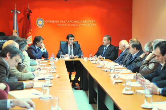 Urtubey destacó el interés de todos los sectores por lograr el trabajo decente