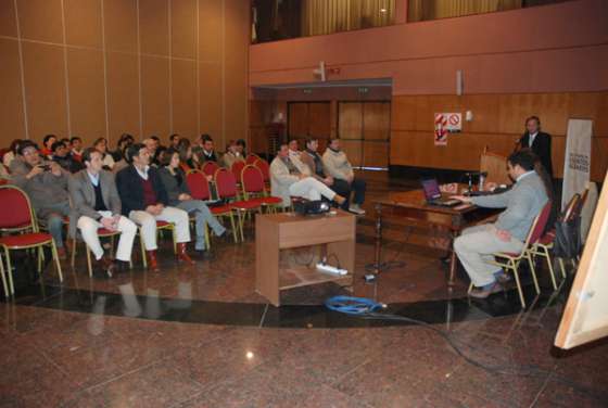 Capacitación sobre normas para el funcionamiento de mataderos y cámaras frigoríficas