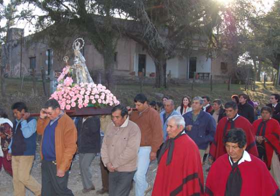 La señora de Urtubey participó en fiesta patronal de Metán Viejo