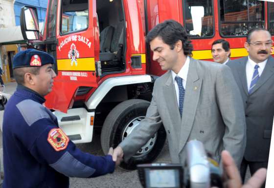 La Base de Bomberos de Tartagal cuenta con una nueva autobomba