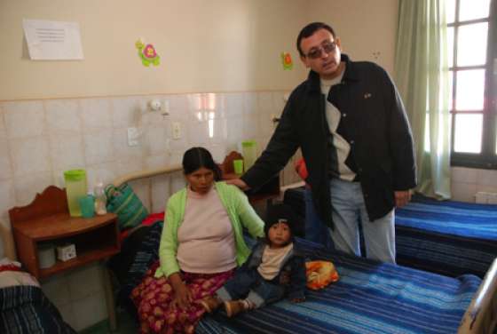 El ministro de Salud visitó el Hospital de Santa Victoria Oeste