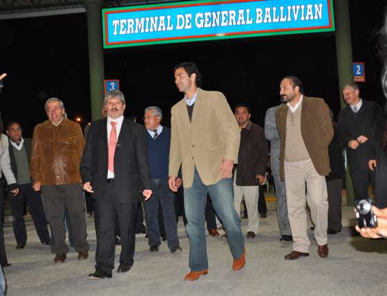 En Ballivián, Urtubey inauguró la Terminal de ómnibus y anunció importantes obras 