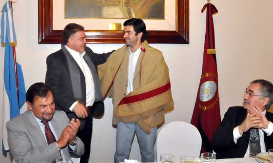 “Estamos para garantizar las soluciones a todo un pueblo”, dijo Urtubey a los intendentes de municipios del país