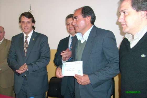 Entregaron subsidios para el fútbol del interior