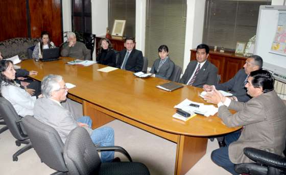 Reunión informativa de funcionarios nacionales y provinciales sobre prevención de delitos