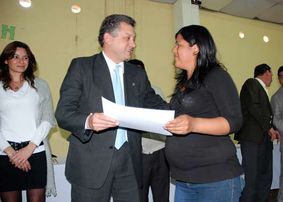 Entregaron certificados a emprendedores de Rosario de Lerma