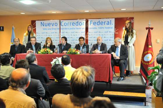 Comenzó a operar la nueva ruta que une Salta con Bariloche, Mendoza e Iguazú 