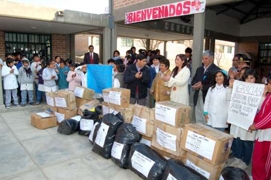 Alumnos de escuelas de Cafayate y Tolombón recibieron donaciones