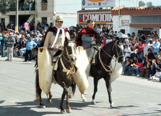 Urtubey acompañó al pueblo jujeño en los actos por el Éxodo