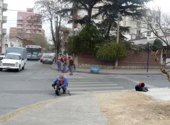 Continúan la repavimentación de 100 cuadras en Capital