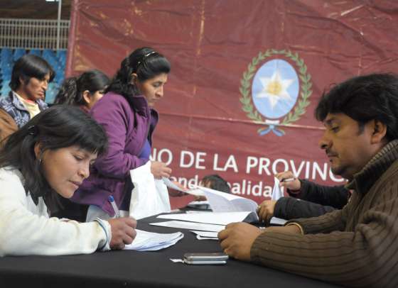 Nuevo operativo de entrega de libretas por Asignación Universal