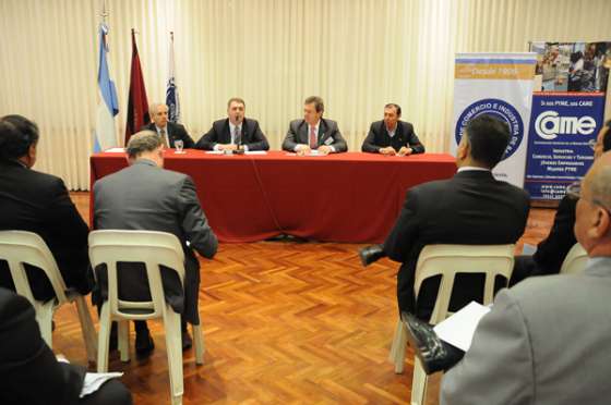 “El Estado debe ser facilitador ante la problemática del sector económico”, dijo el ministro Loutaif