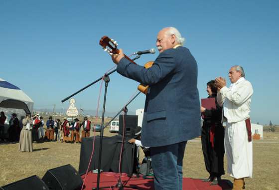 El ministro de Educación participó en el cierre de la Semana del Folklore